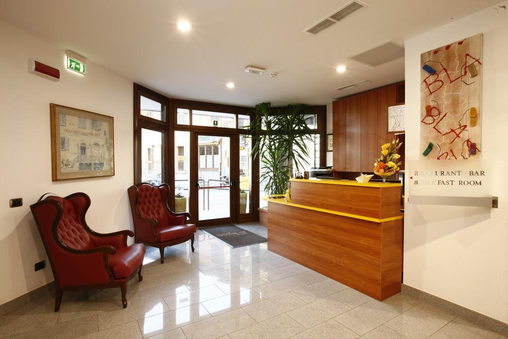 Hotel La Locanda Cadrezzate Extérieur photo