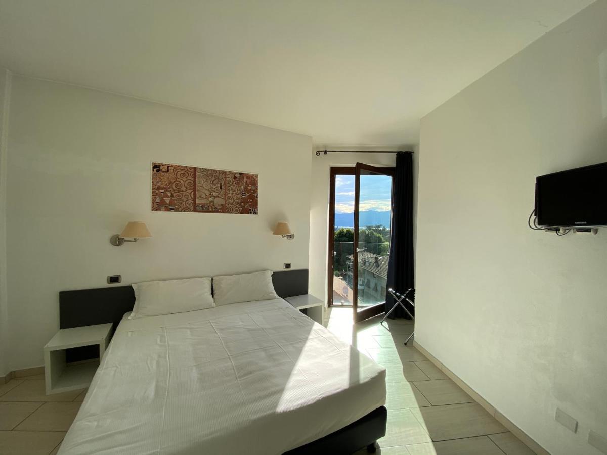 Hotel La Locanda Cadrezzate Extérieur photo